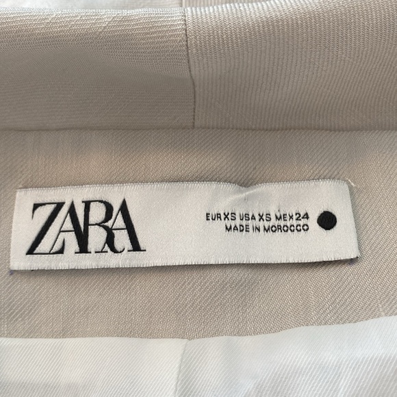 Zara Fitted Blazer Jacket Limited Edition in Stone, Size XS - Picture 14 of 17